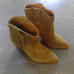 Marc Fisher suede cowboy/western ankle boots